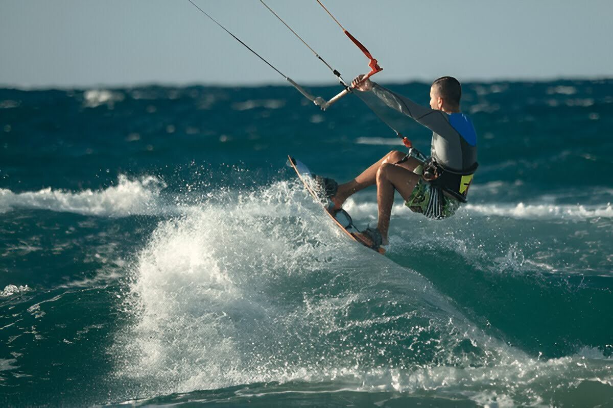 The Benefits of Kitesurfing: Fitness and Mental Health